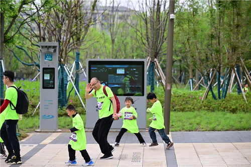 苏州狮山文化广场数字跑道台球活动纪实