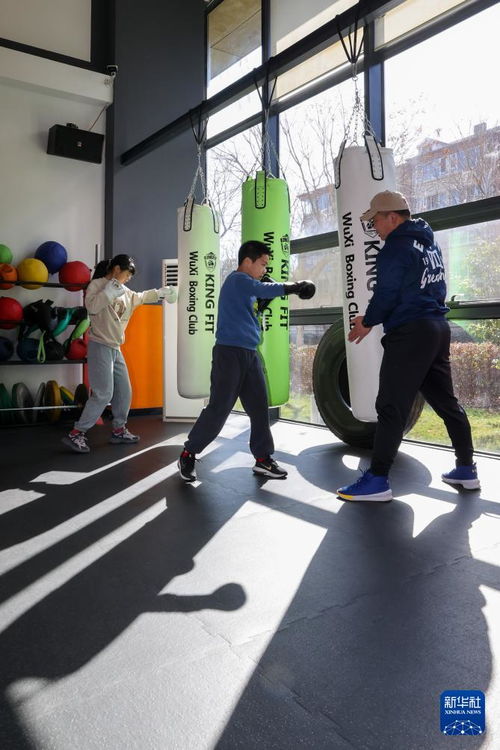 锦绣中国年 龙年新气象 新春新过法，台球聚欢颜